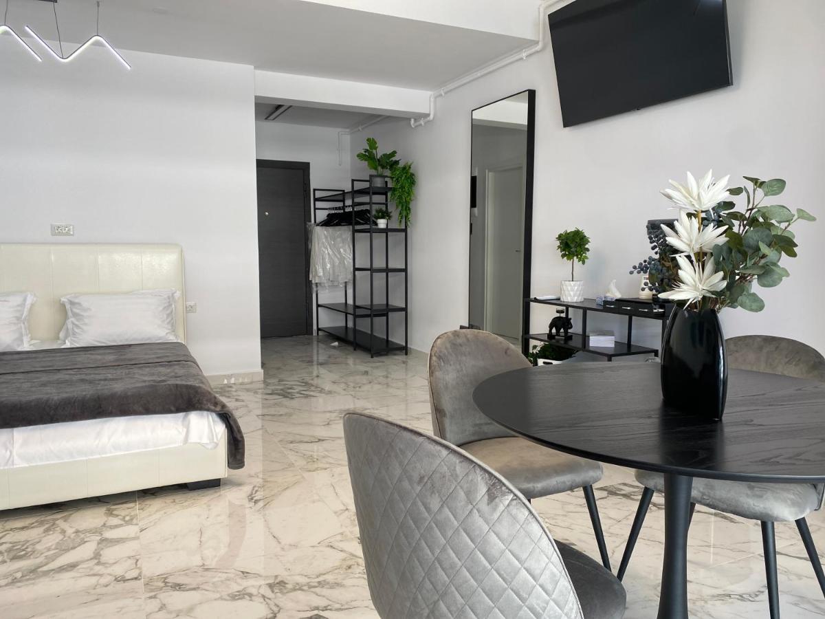 Eva Del Mar - Sea View - Mamaia Nord Apartment Ngoại thất bức ảnh